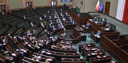 Sejm uchwalił ustawę o pomocy obywatelom Ukrainy. Nie obyło się bez awantur