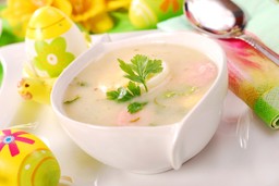 barszcz biały na wielkanoc. delikatniejszy niż żurek, ale wymagający p