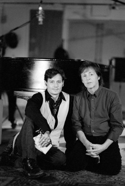 Paul McCartney na pomoc Johnny'emu Deppowi