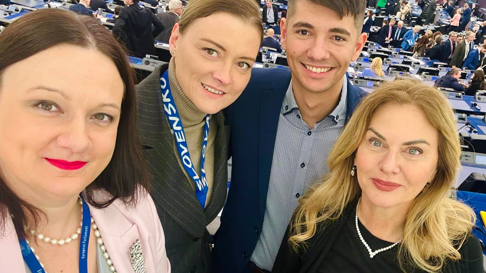 Europoslanci Smeru deň pred hlasovaním o novej Európskej komisii