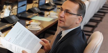 Sikorski: Rosja może zaatakować Ukrainę