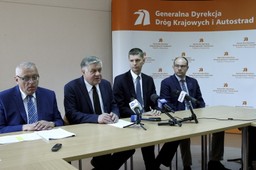 Jurgiel: Więcej pieniędzy i szybsza realizacja drogi Via Carpatia