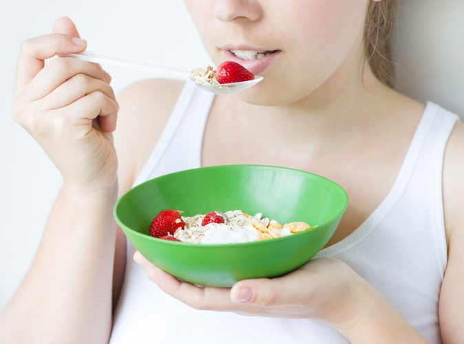 Jedzenie małych posiłków zwiększy metabolizm i pozwoli w naturalny sposób spalić więcej kalorii