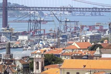 Coraz więcej Portugalczyków żyje z wynajmu mieszkań. Zarabiają na tym krocie