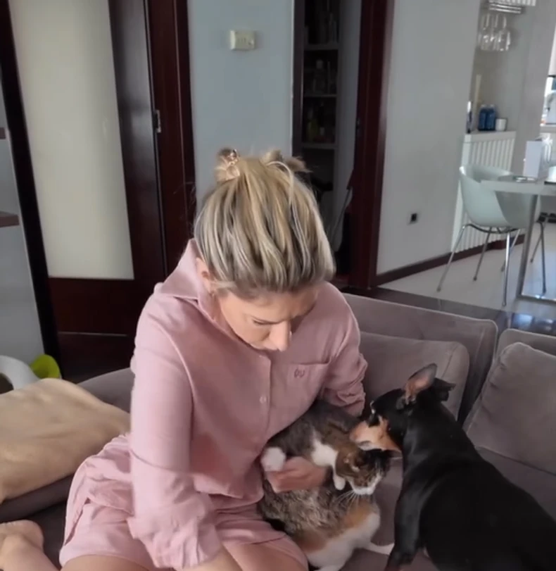 Kristina Radenković, objava