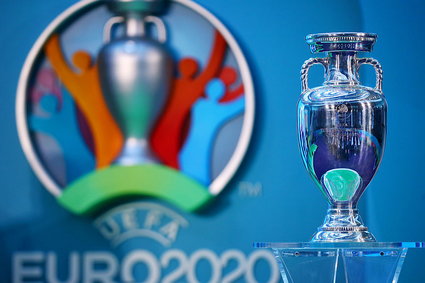 Euro 2020. Chińczycy dominują na meczowych bandach. Marketingowa ofensywa