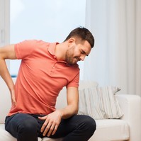 Nem megy a szex, fáj a vizelés? Ez a probléma a fiatalabb férfiakat is érintheti
