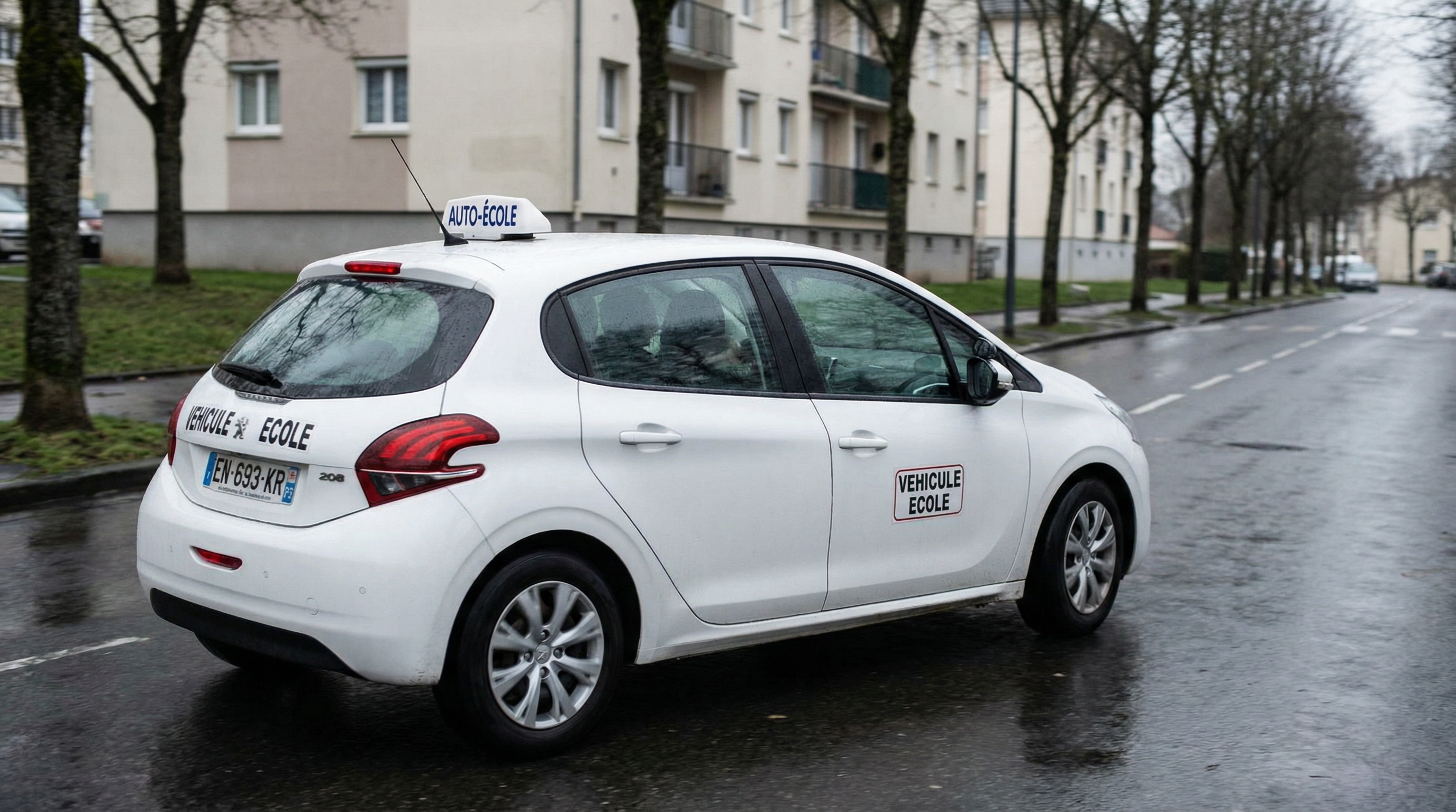 300 millions d'euros : le gouvernement supprime le CPF pour le permis des salariés