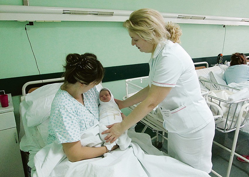 U lozničkom porodilištu se godišnje rodi 1.200 beba