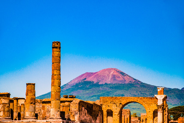 Archeologiczna niespodzianka w Pompejach. Odkryto grób organizatora najlepszych imprez w mieście