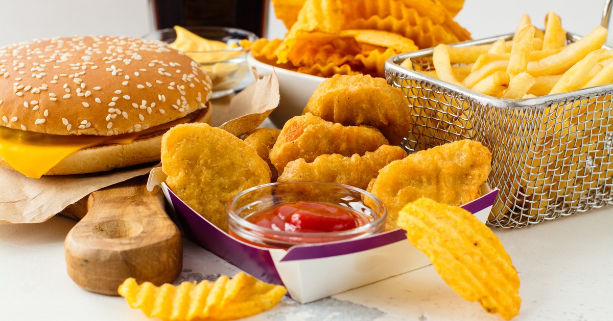 Eksperci alarmują: unikaj tych fast foodów! „Hakują układ nagrody w mózgu”