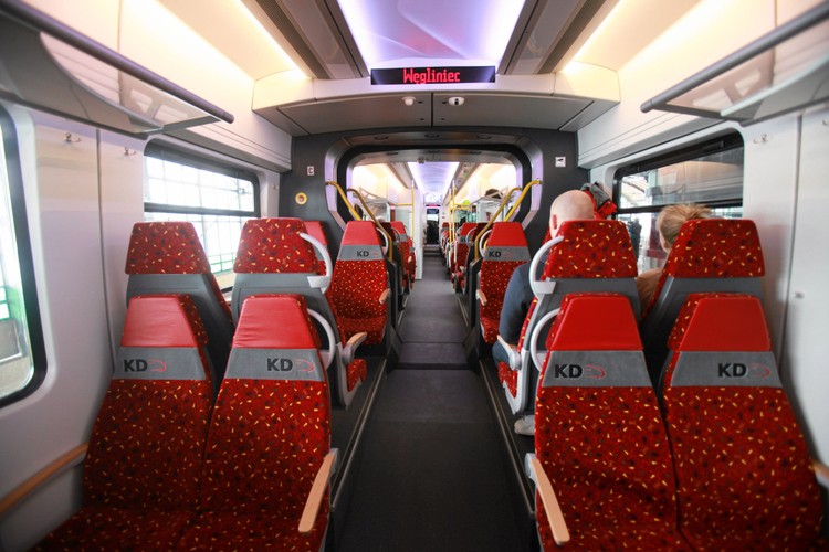 Nowy nabytek Kolei Dolnośląskich - pociag ' Impuls ' firmy Newag (3)