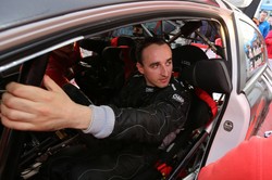 To już oficjalne! Robert Kubica za kierownicą wyścigowego mercedesa