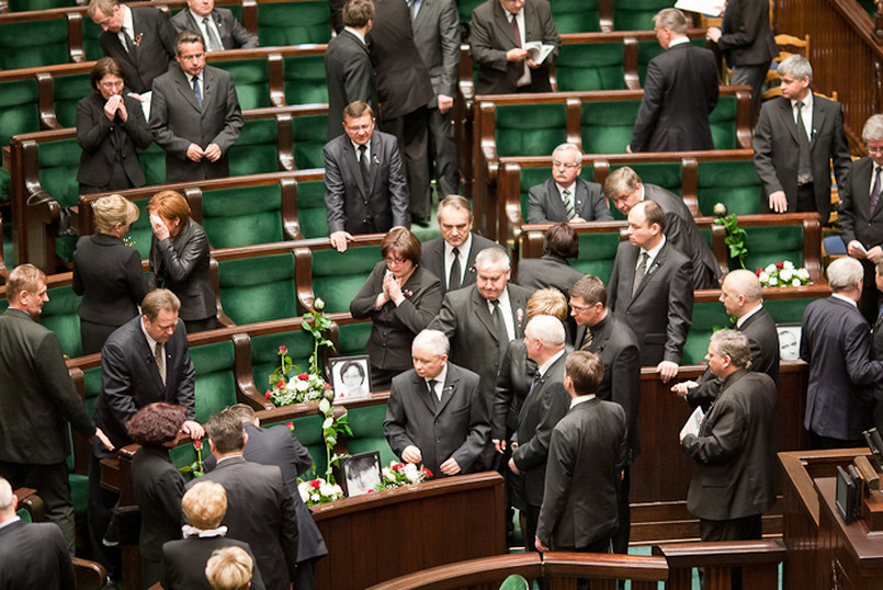 Galeria zdjęć: Sejm oddał hołd ofiarom