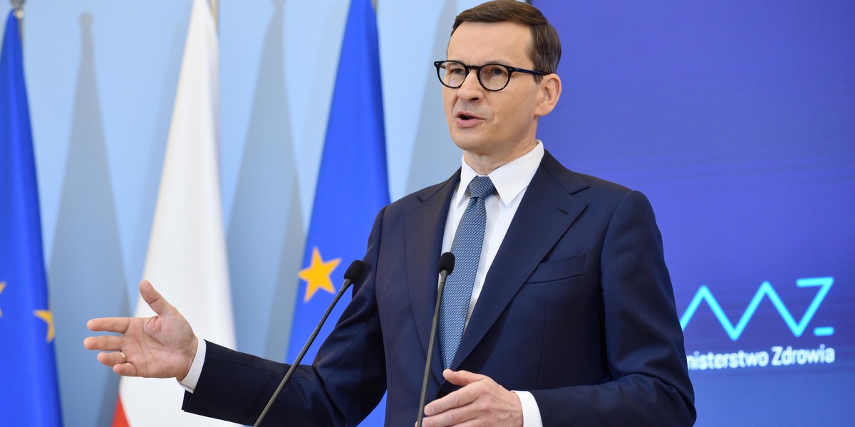 Premier Mateusz Morawiecki da dodatek tym, którzy pomagają uchodźcom z Ukrainy. 