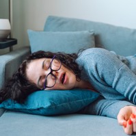 Mit tegyünk azért, hogy jól aludjunk? Így kerülhető el az alvásdeficit
