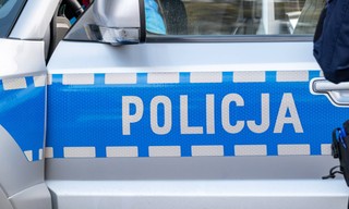 Oszust stosował perfidne metody wyłudzania pieniędzy przez internet. Policja złapała groźnego przestępcę