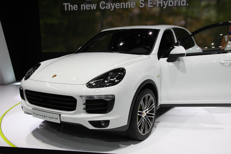 Porsche Cayenne S Hybrid (Paryż 2014)