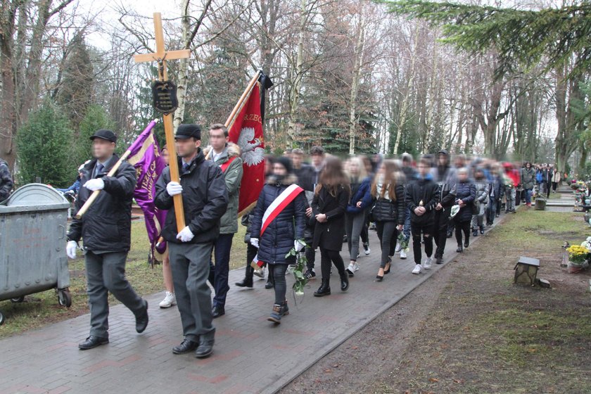 Kołobrzeg: Cała szkoła pożegnała zamordowanego Sebastiana