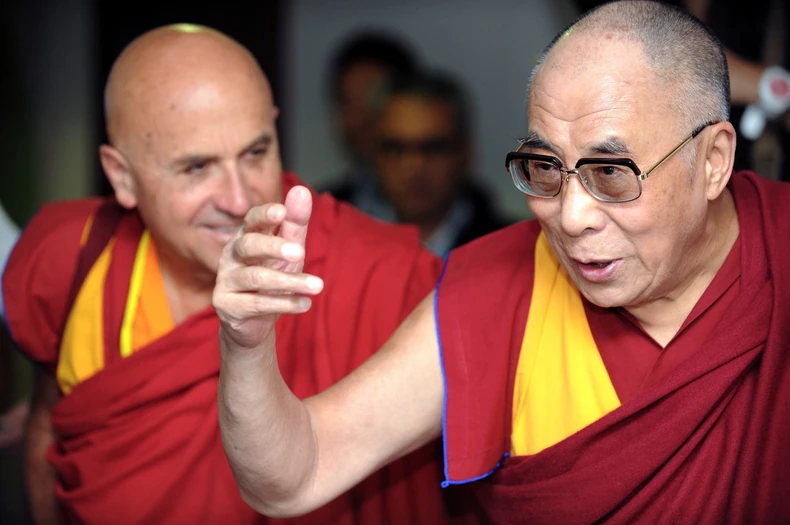 Sa Dalaj lamom 2011. godine