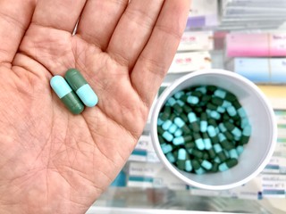 Podpalenia i zastraszanie. W biznesie farmaceutycznym wszystkie chwyty są dozwolone