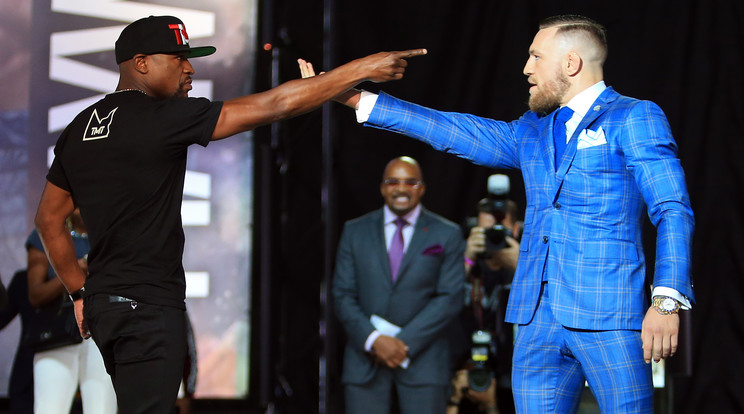 Mayweather (balra) és 
McGregor már hetek óta 
üzenget egymásnak – nem
épp irodalmi stílusban/Fotó:GettyImages