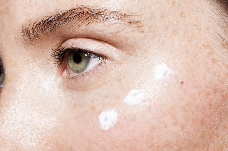 Czy twoja skóra jest wrażliwa i alergiczna? Sprawdź, jak ją rozpoznać i skutecznie pielęgnować!