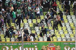 Liga Konferencji. Lechia ukarana za zamieszki na stadionie