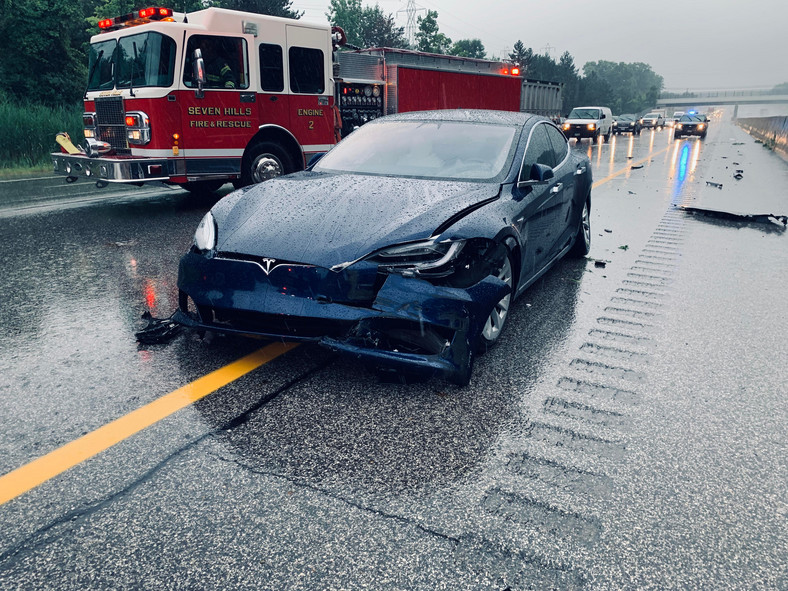 Tesla Model S po wypadku