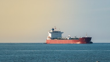 rosyjska jednostka u wybrzeży szwecji. służby weszły na pokład statku powiązanego z transportami wojskowymi