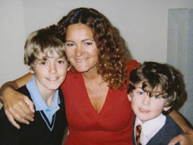 71353_michelleandsons