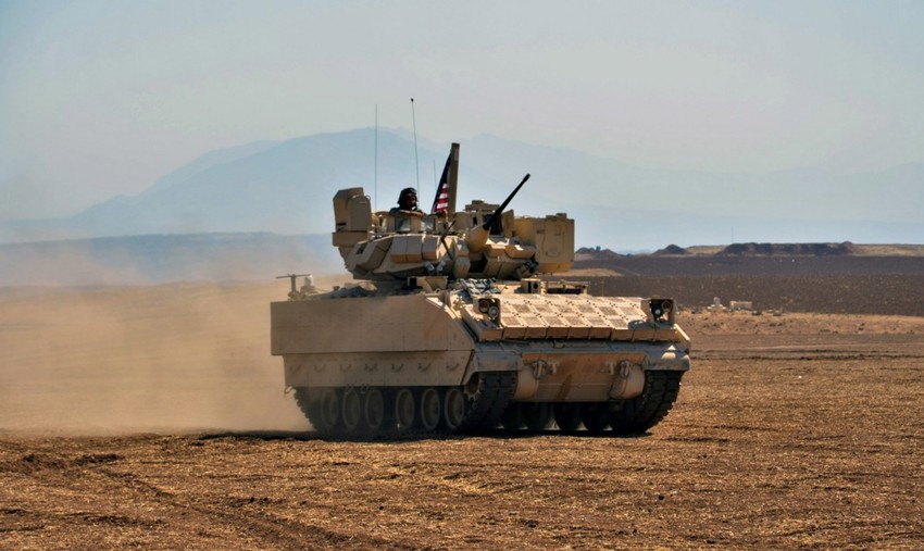 Američko oklopno vozilo "bredli"