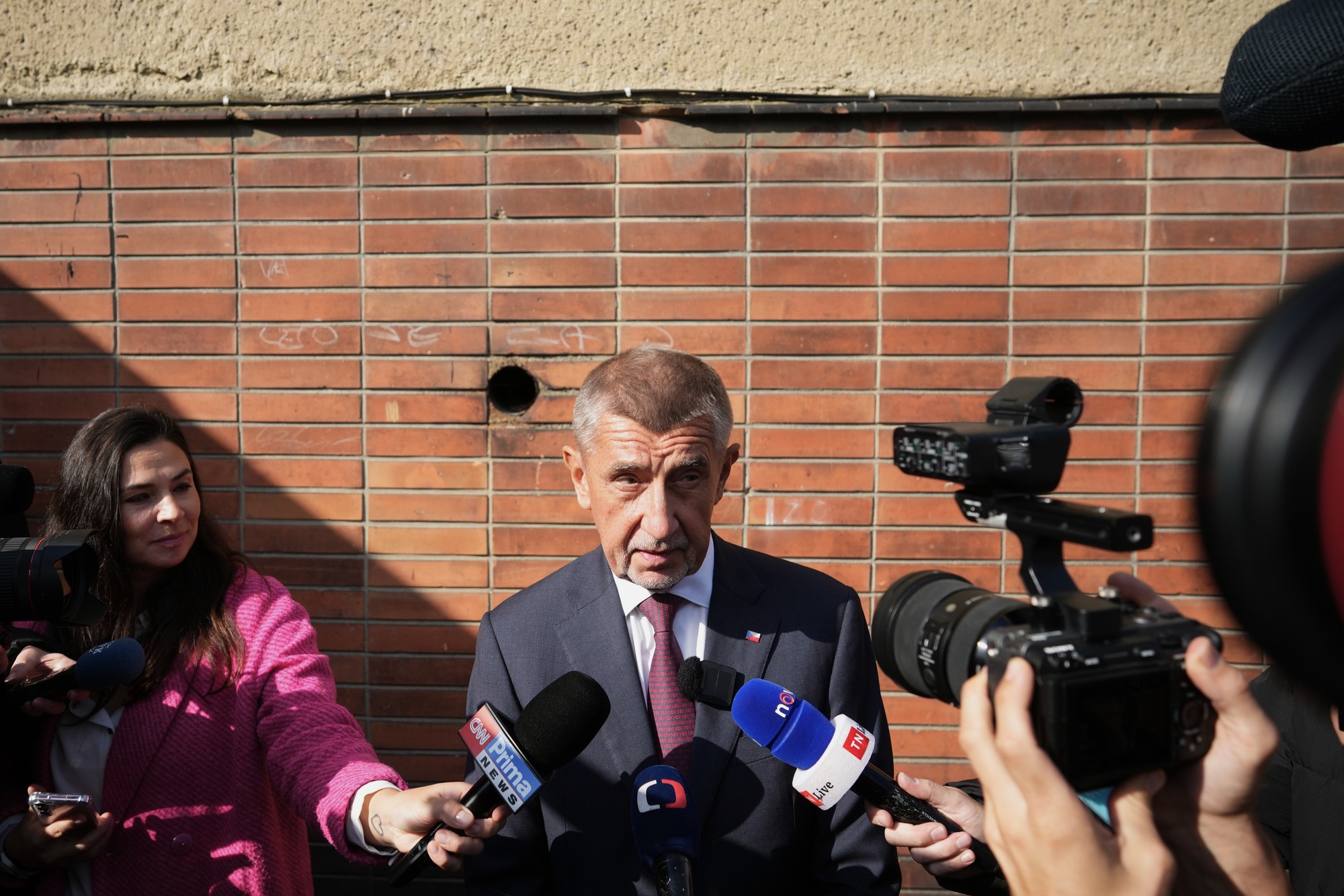 Líder hnutia ANO Andrej Babiš počas volieb do Poslaneckej snemovne českého parlamentu.
