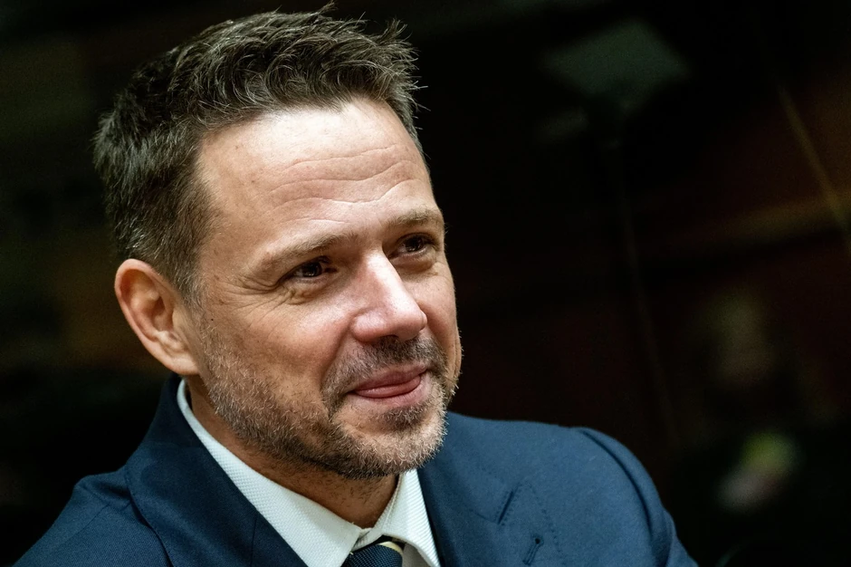 Odbornici su se pobunili protiv predloga da se uvedu ograničenja u vezi sa prodajom alkohola u Varšavi, koji je podneo gradonačelnik Rafal Tšaskovski, tvrdeći da se time zadire u građanske slobode