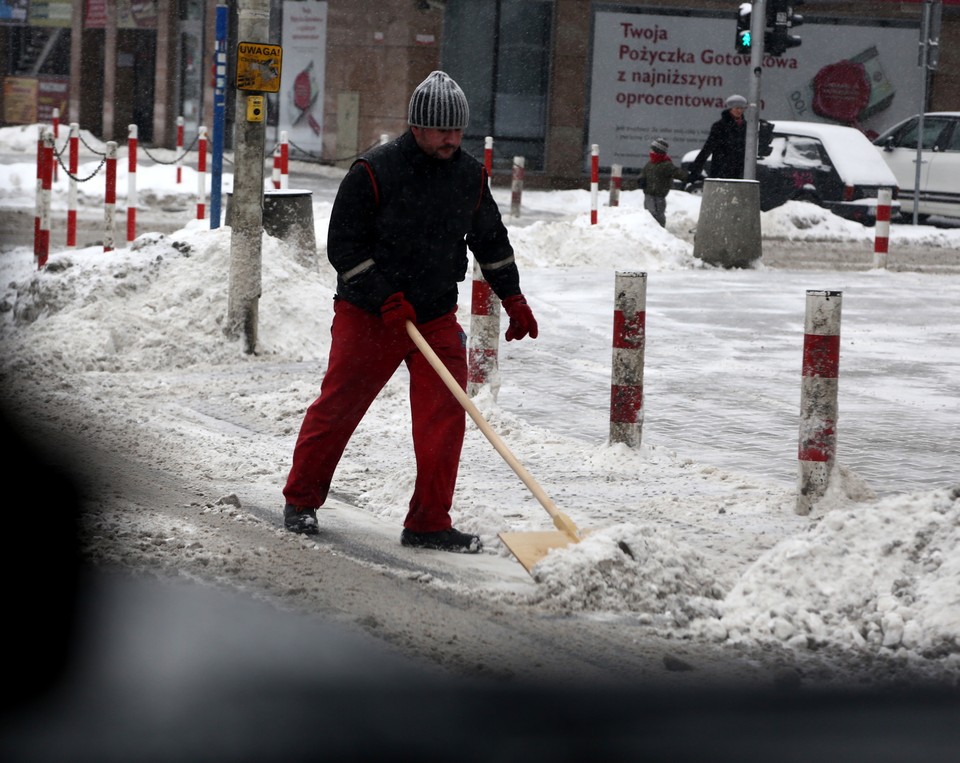 WARSZAWA ZIMA ODŚNIEŻANIE