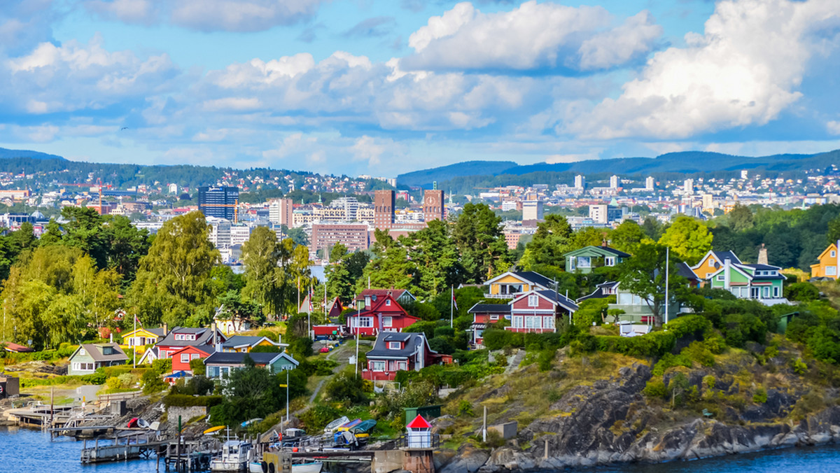Norwegia: zakaz prywatnych spotkań powyżej 10 osób w Oslo