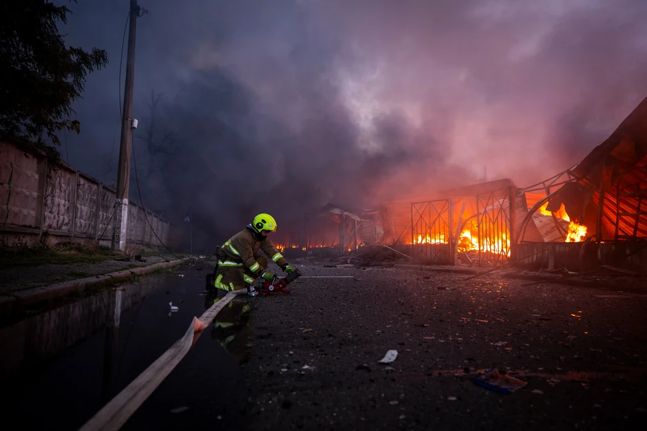 Kijev, zapaljena pijaca nakon ruskog napada 15. juna
