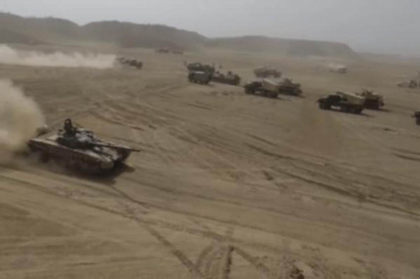 Ruski tenkovi, pustinja