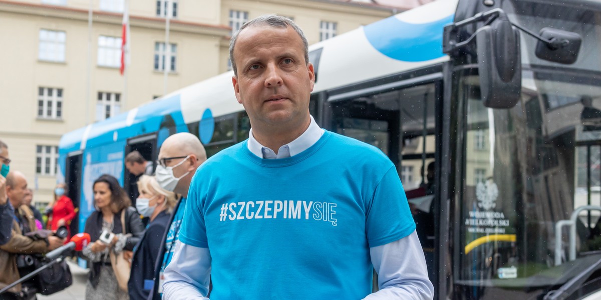 Wojewoda wielkopolski zachęca do szczepień.