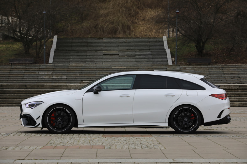 Mercedes-AMG CLA 45 S 4MATIC Shooting Brake