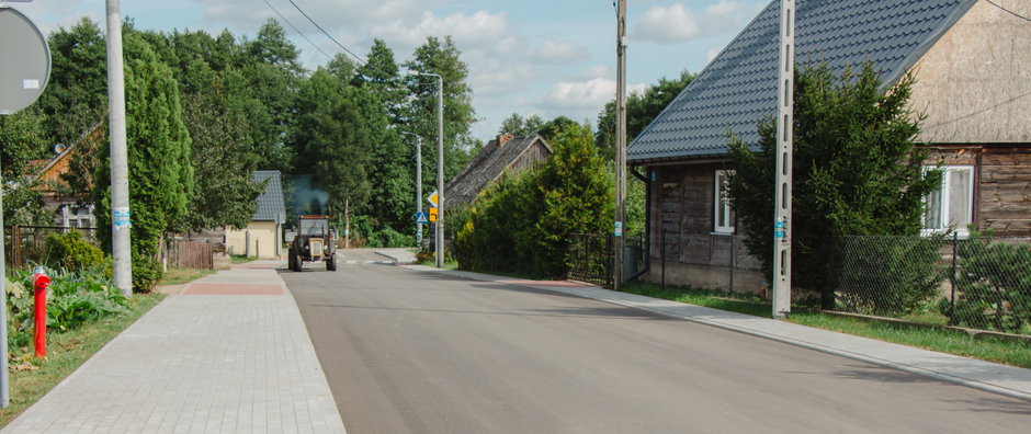 Droga powiatowa w miejscowości Rydzewo-Pieniążek