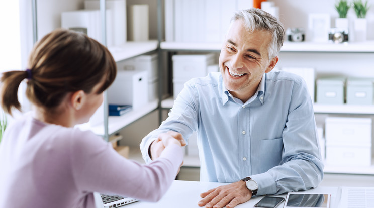 A munkavállaló hosszú távon több pénzhez jut, mintha fizetésként kapná a nyugdíjpénztári befizetés összegét/ Fotó: Shutterstock