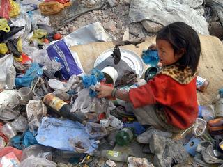 W ciągu trzech lat chiński rząd chce wyciągnąć ze skrajnej biedy 30 milionów mieszkańców