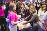 Record applicants chase medical school places — lured by salaries of 300k a month