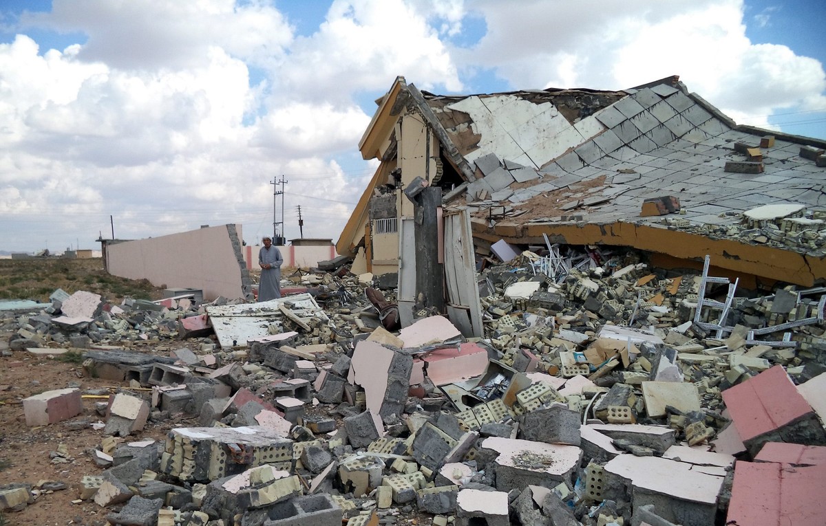 Zniszczona szkoła w Tikricie