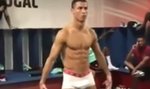 Ronaldo w samych bokserkach. Ten film podbija sieć