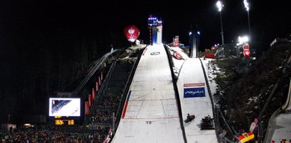 Skandal w TCS! Stoch nie skoczył! Chodzi o kasę? Wstyd!