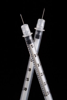 Rząd sfinansuje szczepienia uchodźców przeciw odrze