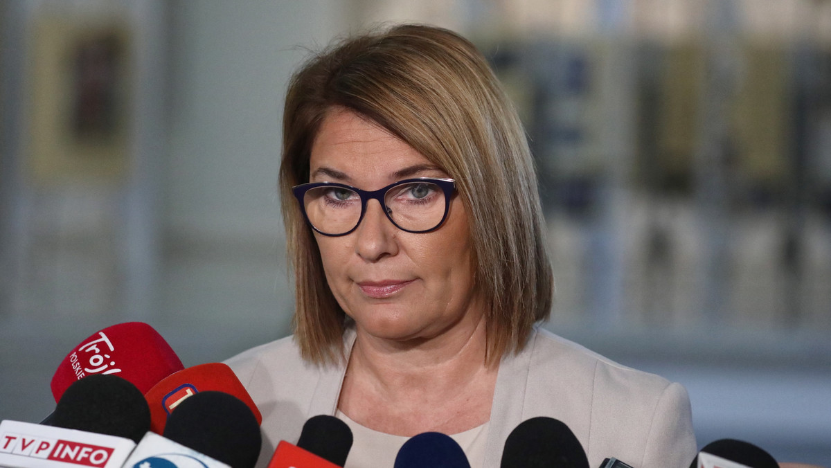 Beata Mazurek o Romanie Smogorzewskim: żadna kobieta nie powinna głosować na tego seksistę