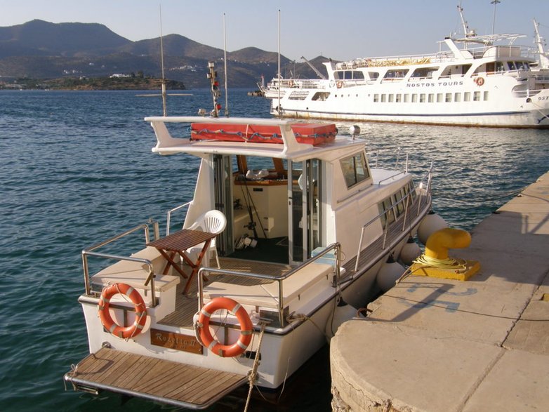 Agios Nikolaos port